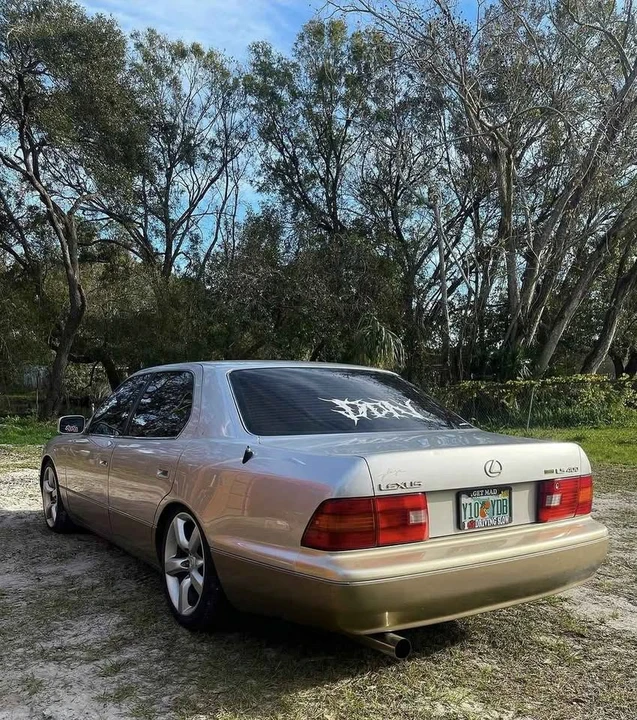1997 Lexus LS 2nd Gen - Image 2 of 7