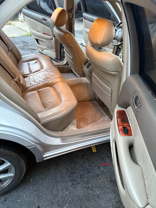 1997 Lexus LS 2nd Gen - Image 10 of 15
