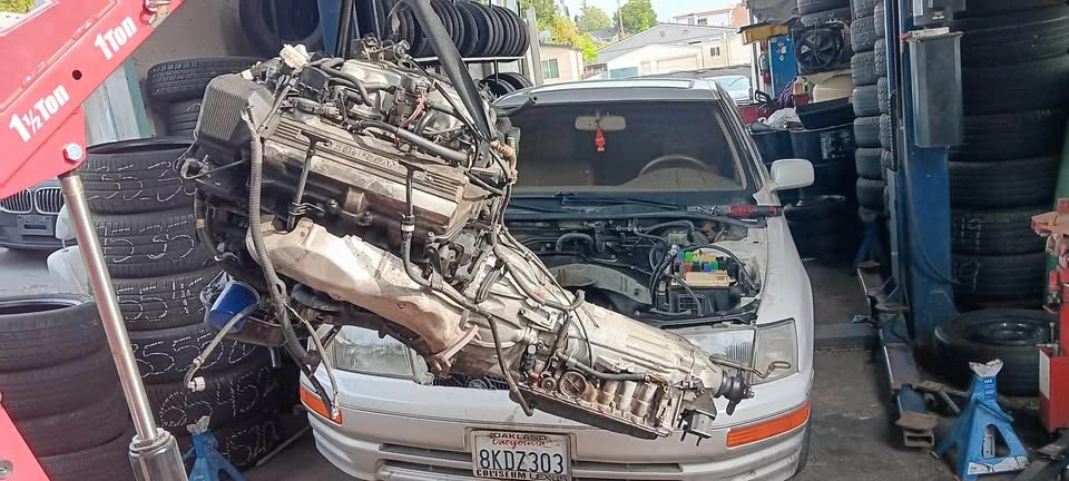 1997 Lexus LS 2nd Gen - Image 11 of 15
