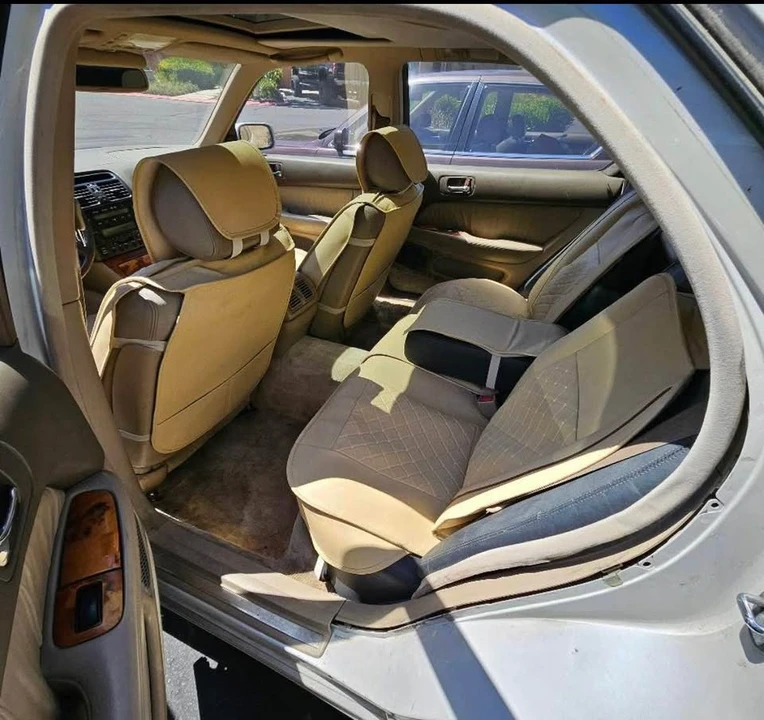 1997 Lexus LS 2nd Gen - Image 5 of 7