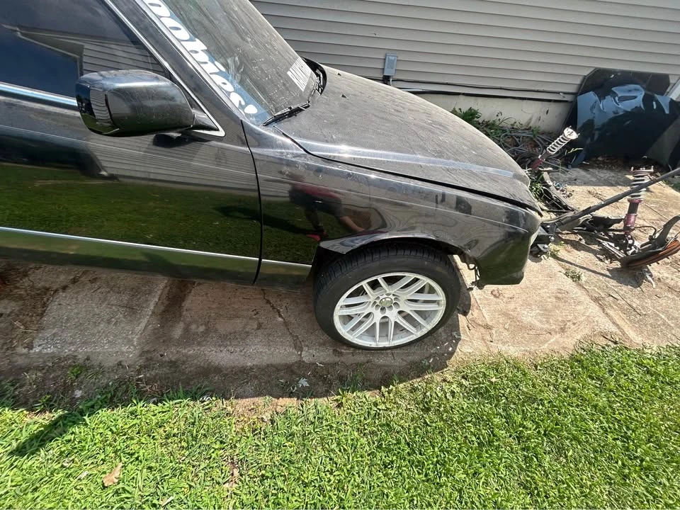 1997 Lexus LS 2nd Gen - Image 8 of 17