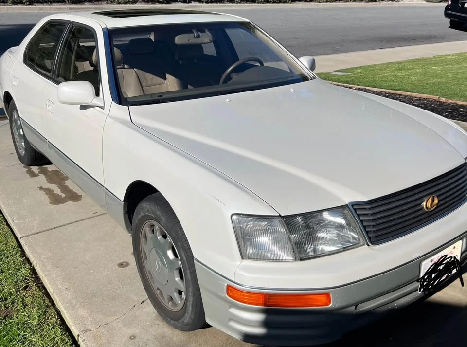 1997 Lexus LS 2nd Gen - Image 5 of 17