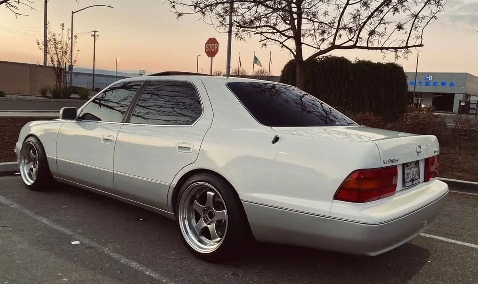 1997 Lexus LS 2nd Gen - Image 5 of 7