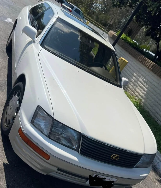 1997 Lexus LS 2nd Gen - Image 3 of 17