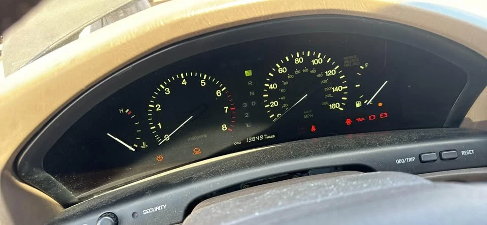 1997 Lexus LS 2nd Gen - Image 8 of 8