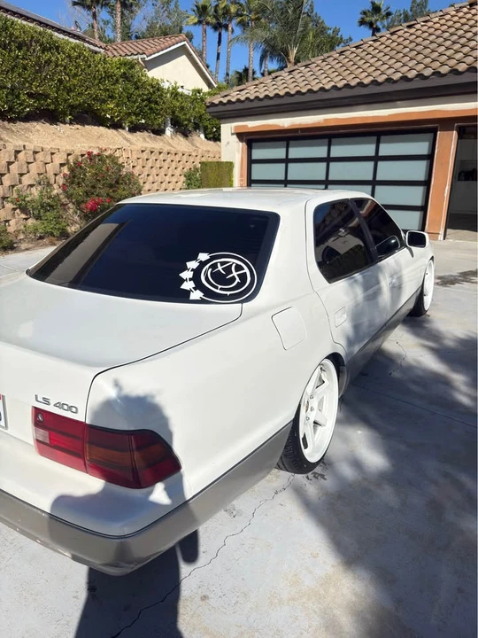 1997 Lexus LS 2nd Gen - Image 8 of 13