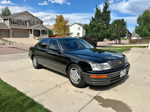 1997 Lexus LS 400 Coach Edition