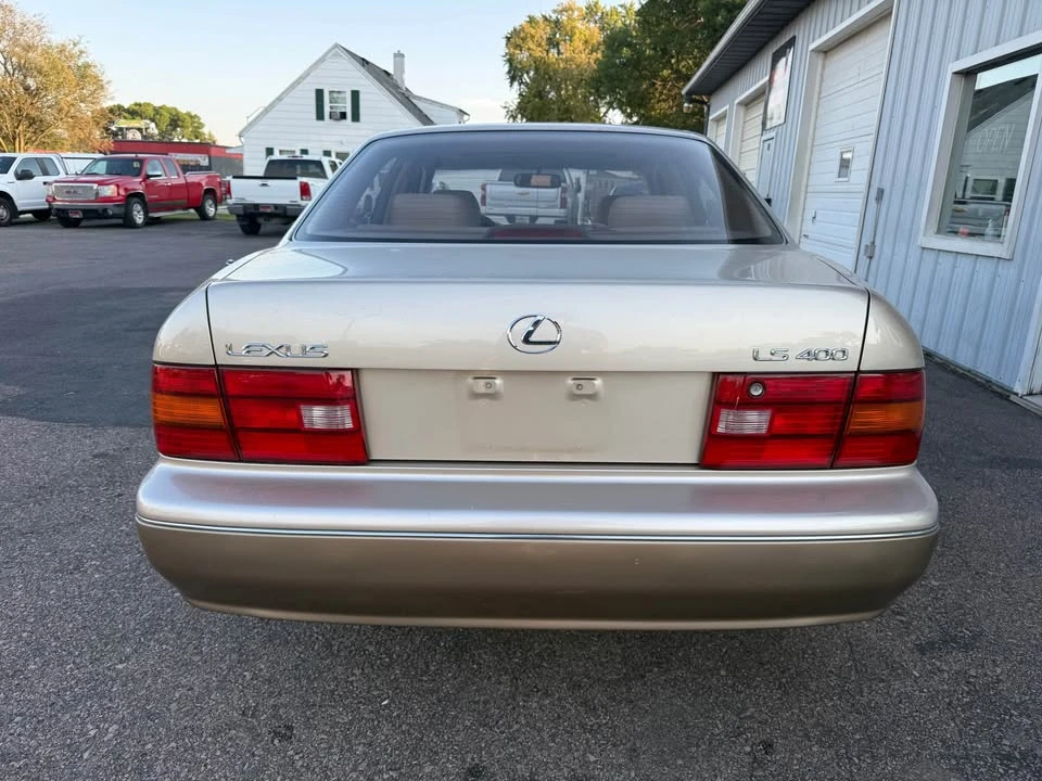 1997 Lexus LS 2nd Gen - Image 5 of 11