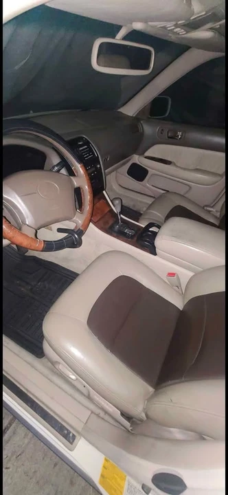 1997 Lexus LS 2nd Gen - Image 3 of 6