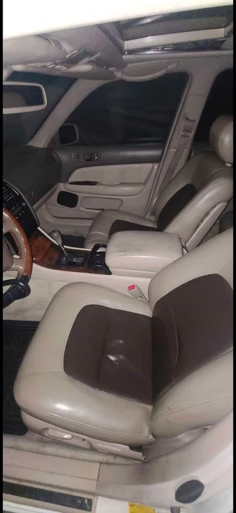 1997 Lexus LS 2nd Gen - Image 5 of 6