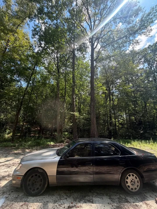 1997 Lexus LS 2nd Gen - Image 3 of 17