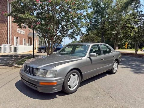 1997 Lexus LS 400 Sedan 4D