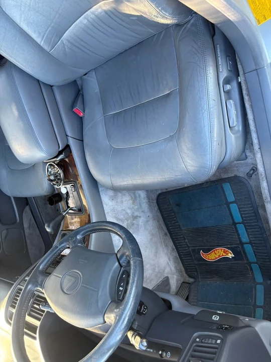 1997 Lexus LS 2nd Gen - Image 2 of 6
