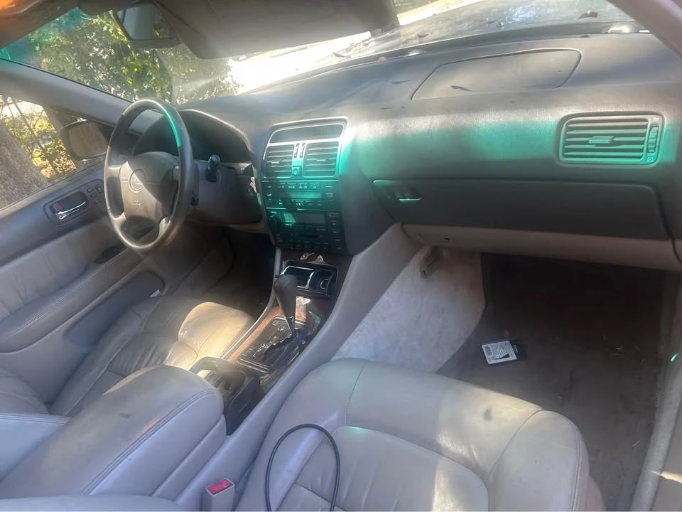 1997 Lexus LS 2nd Gen - Image 15 of 17