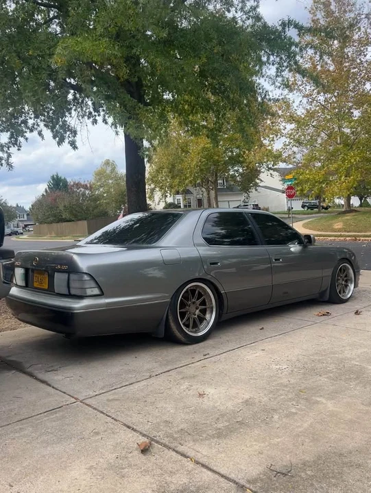 1997 Lexus LS 2nd Gen - Image 4 of 6