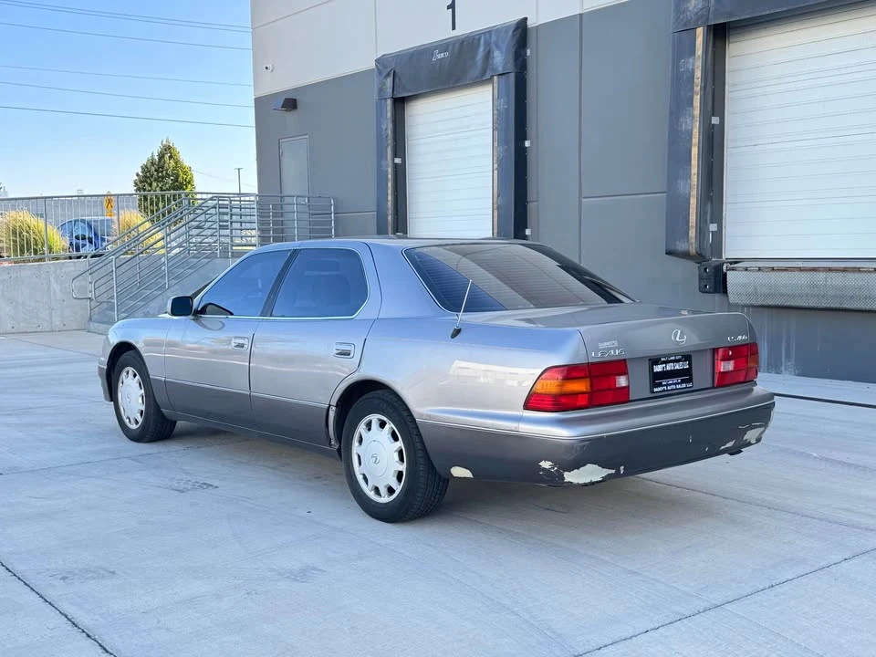 1997 Lexus LS 2nd Gen - Image 3 of 15