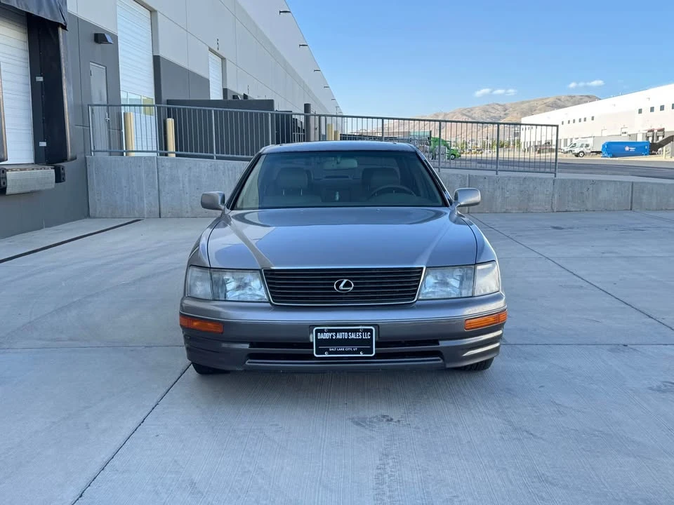 1997 Lexus LS 2nd Gen - Image 8 of 15