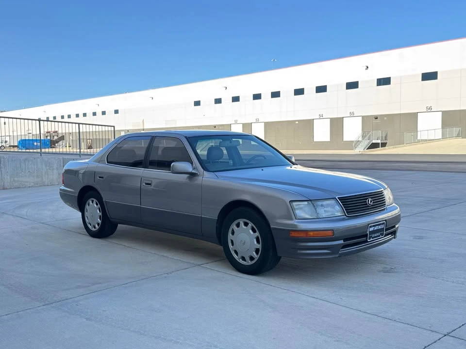 1997 Lexus LS 2nd Gen - Image 7 of 15