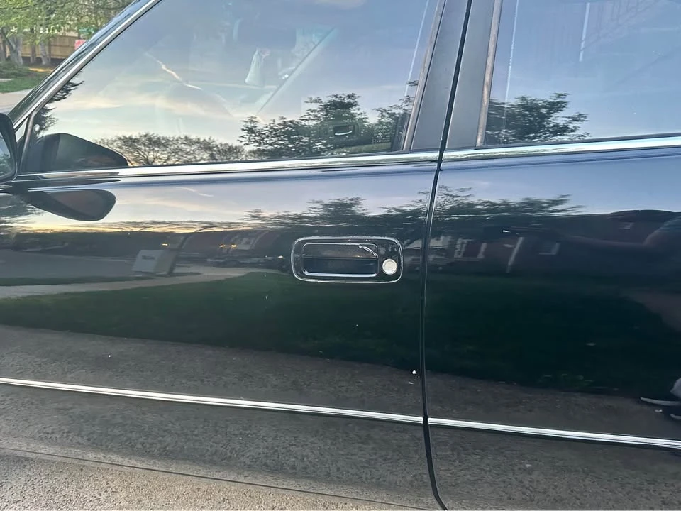 1997 Lexus LS 2nd Gen - Image 11 of 17