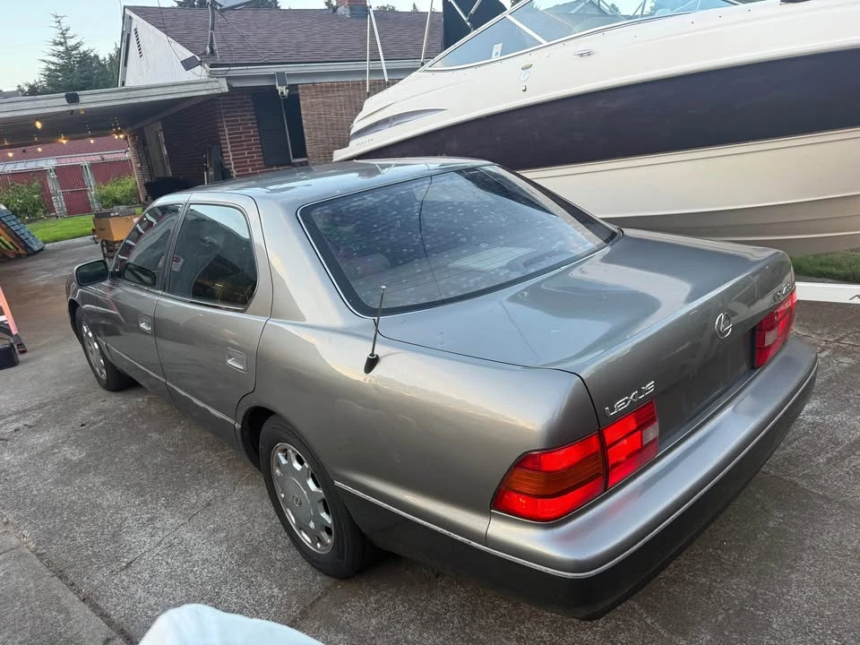 1997 Lexus LS 2nd Gen - Image 4 of 7