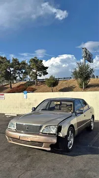 1997 Lexus LS 400 Sedan 4D