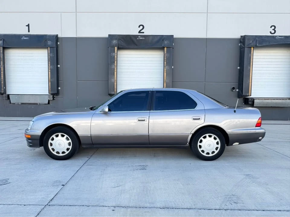 1997 Lexus LS 2nd Gen - Image 2 of 15