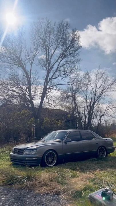 1997 Lexus LS 2nd Gen - Image 3 of 6