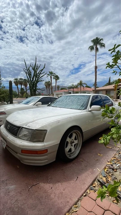 1997 Lexus LS 2nd Gen - Image 2 of 6
