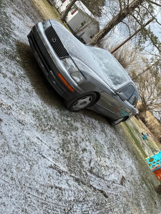 1997 Lexus LS 2nd Gen - Image 4 of 5