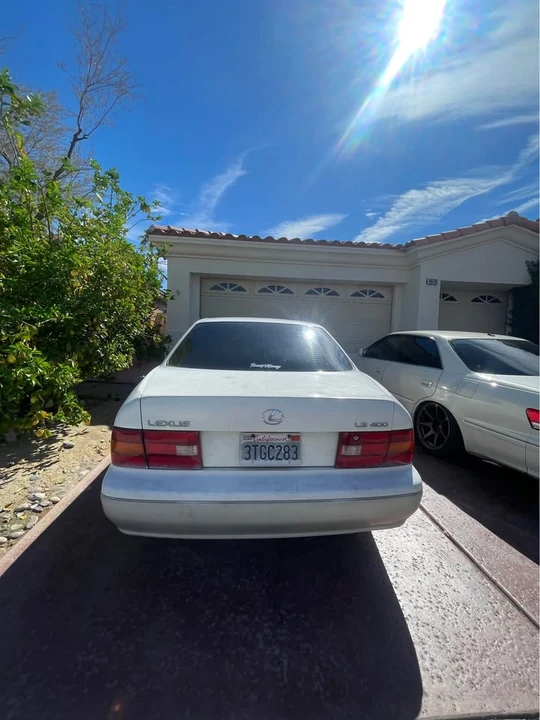 1997 Lexus LS 2nd Gen - Image 4 of 6