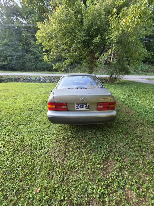1997 Lexus LS 2nd Gen - Image 2 of 7
