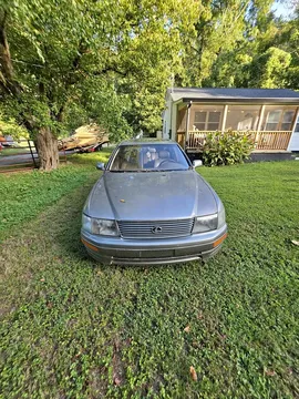 1997 Lexus LS 400 Sedan