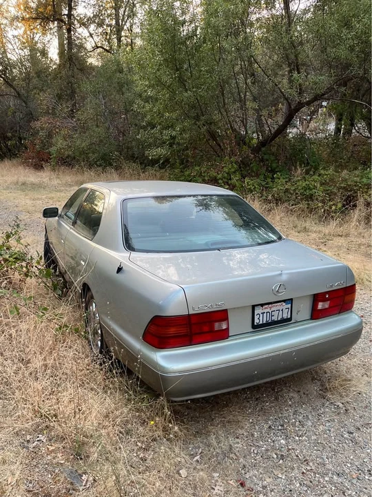 1997 Lexus LS 2nd Gen - Image 5 of 6