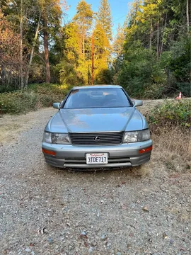 1997 Lexus LS 400 Sedan 4D