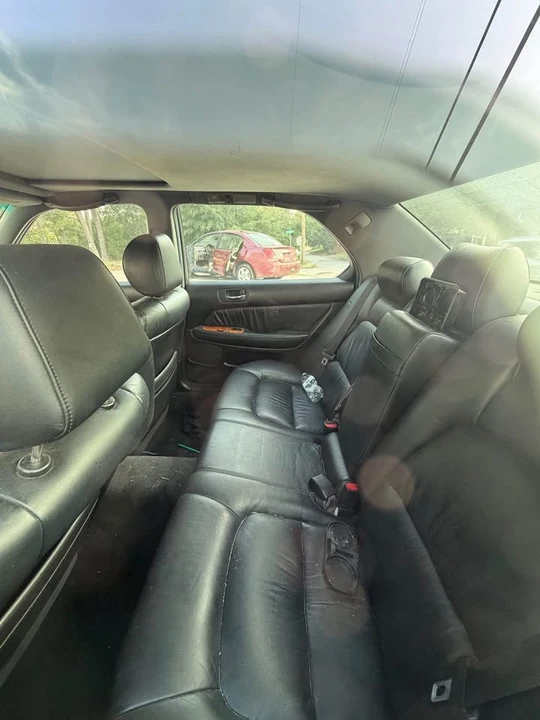1997 Lexus LS 2nd Gen - Image 2 of 5
