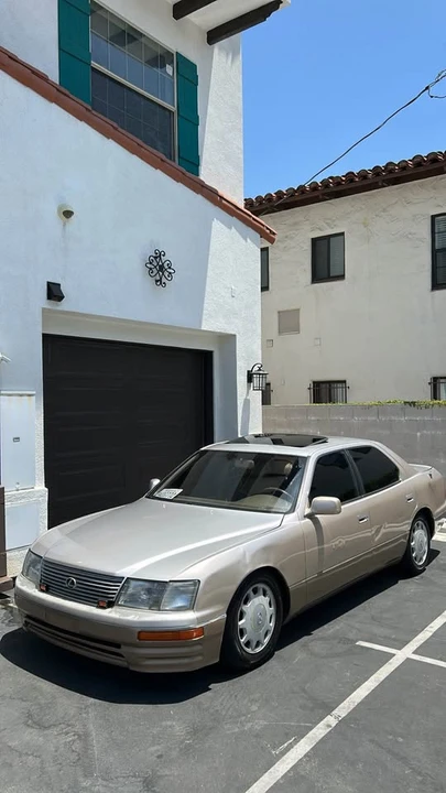 1997 Lexus LS 2nd Gen - Image 6 of 7