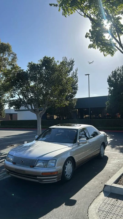 1997 Lexus LS 2nd Gen - Image 2 of 7