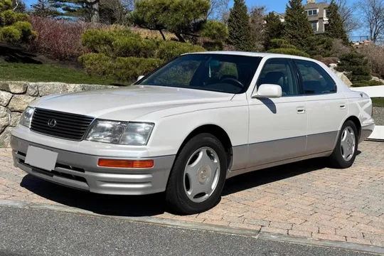 1997 Lexus LS 400 Coach Edition