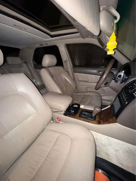 1997 Lexus LS 2nd Gen - Image 8 of 10