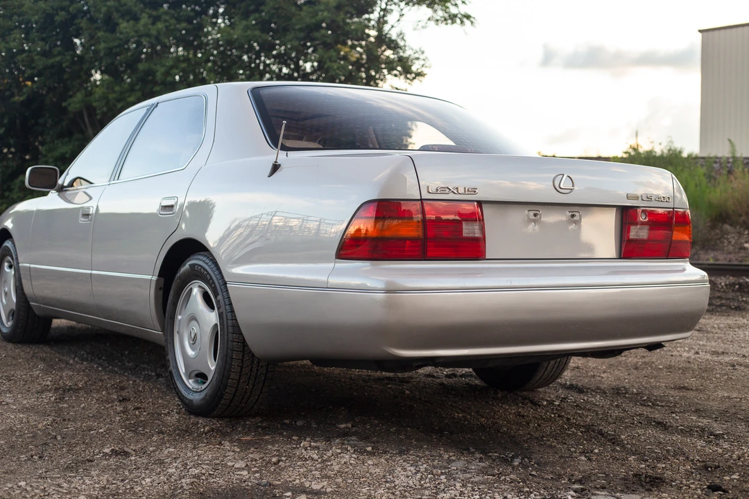 1997 Lexus LS 2nd Gen - Image 31 of 31