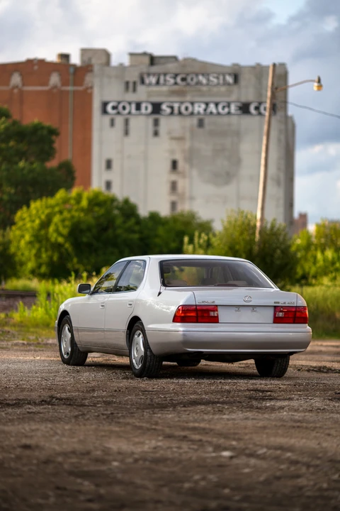 1997 Lexus LS 2nd Gen - Image 6 of 31