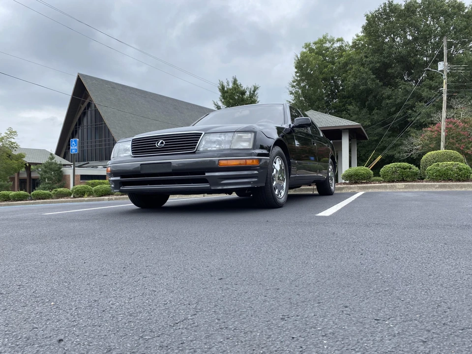 1997 Lexus LS 2nd Gen - Image 6 of 31