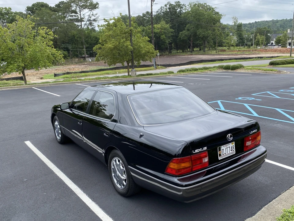 1997 Lexus LS 2nd Gen - Image 30 of 31
