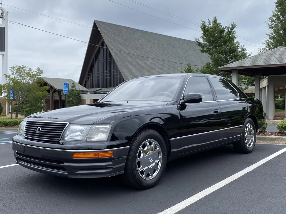 1997 Lexus LS 2nd Gen - Image 4 of 31