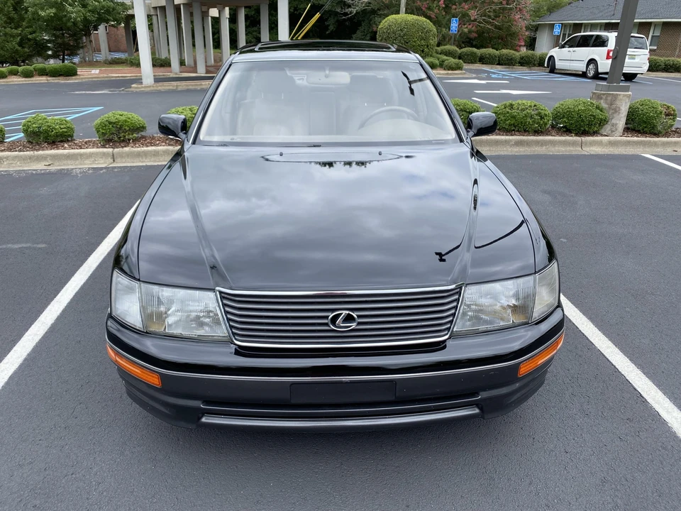 1997 Lexus LS 2nd Gen - Image 9 of 31