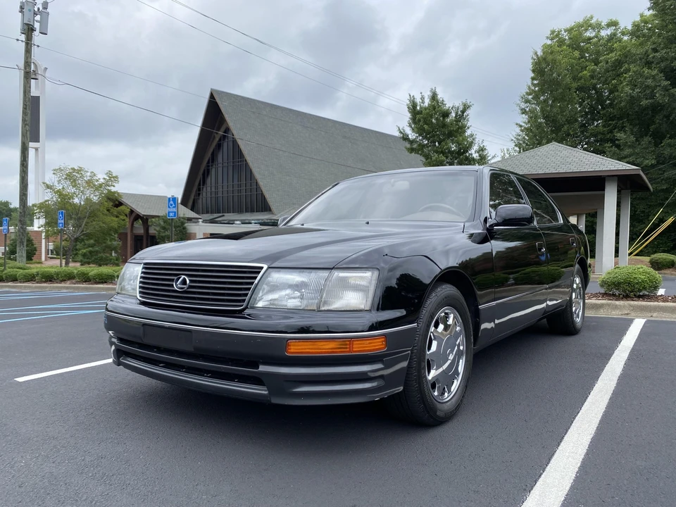 1997 Lexus LS 2nd Gen - Image 5 of 31