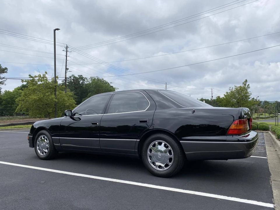 1997 Lexus LS 2nd Gen - Image 31 of 31