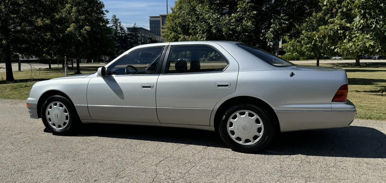 1997 Lexus LS 2nd Gen - Image 9 of 31