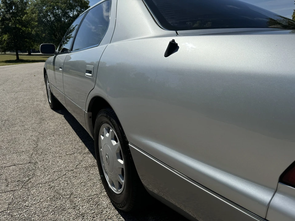 1997 Lexus LS 2nd Gen - Image 31 of 31