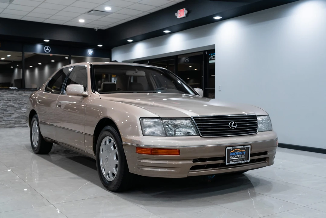 1997 Lexus LS 2nd Gen - Image 30 of 31